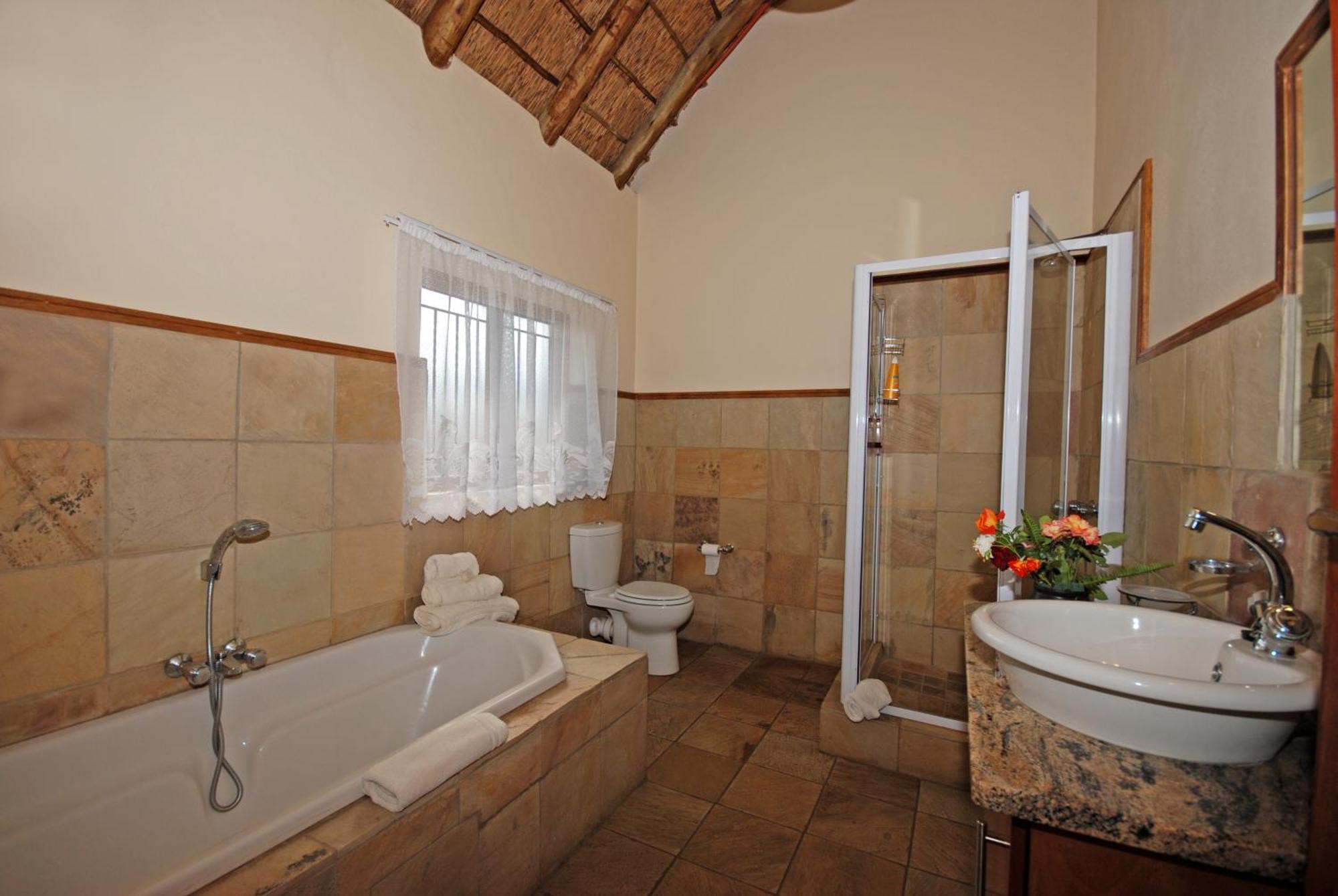Hoopoe Haven Guest House Chartwell Ngoại thất bức ảnh