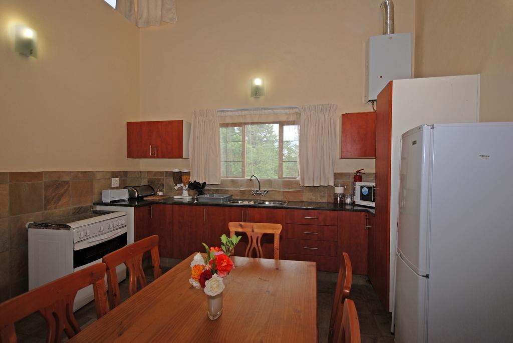 Hoopoe Haven Guest House Chartwell Ngoại thất bức ảnh